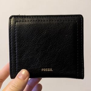 Fossil Women's Logan Leather Bifold Wallet